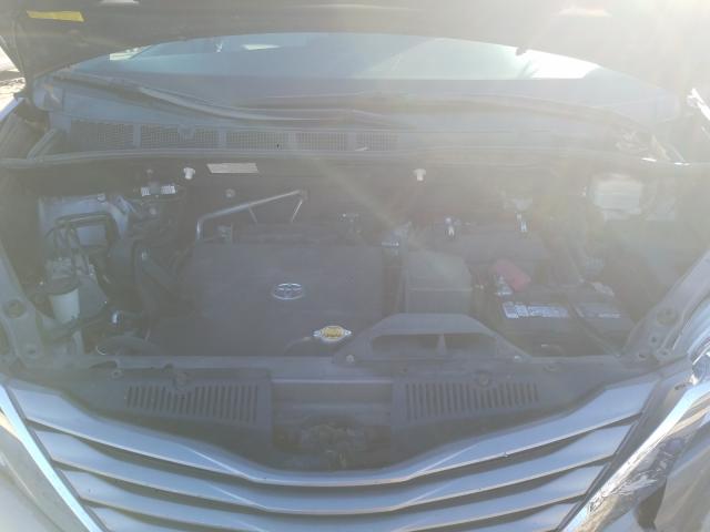 Photo 6 VIN: 5TDYK3DC7FS590450 - TOYOTA SIENNA XLE 