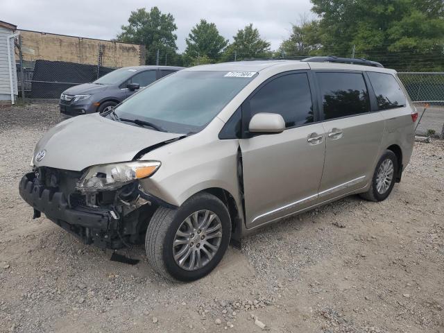 Photo 0 VIN: 5TDYK3DC7FS642689 - TOYOTA SIENNA XLE 