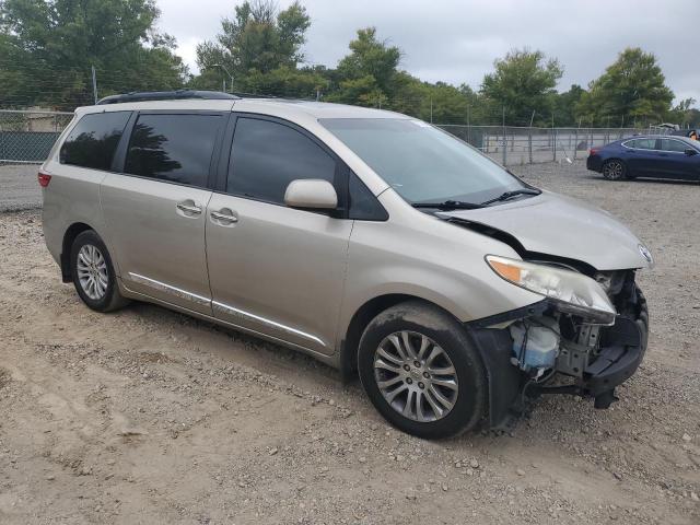 Photo 3 VIN: 5TDYK3DC7FS642689 - TOYOTA SIENNA XLE 