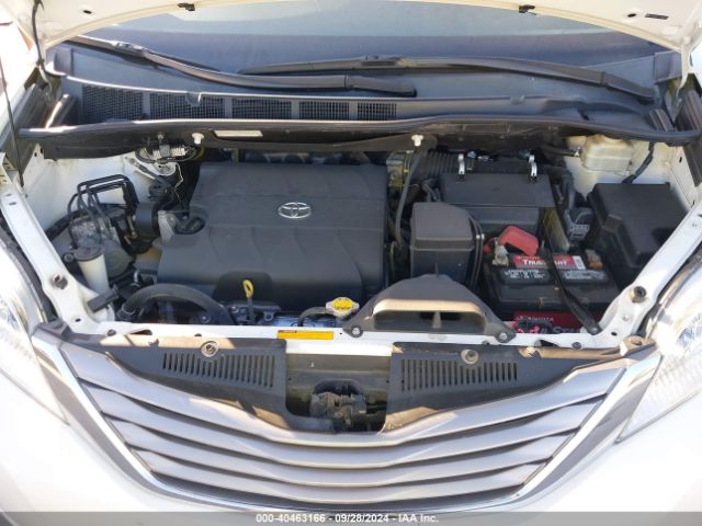 Photo 9 VIN: 5TDYK3DC7FS652915 - TOYOTA SIENNA 