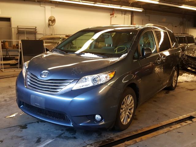 Photo 1 VIN: 5TDYK3DC7FS661159 - TOYOTA SIENNA XLE 