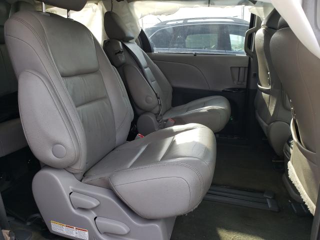 Photo 5 VIN: 5TDYK3DC7FS669469 - TOYOTA SIENNA XLE 