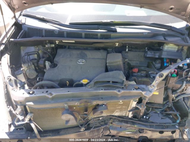 Photo 9 VIN: 5TDYK3DC7FS673618 - TOYOTA SIENNA 