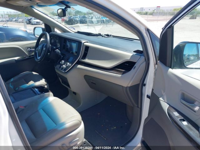 Photo 4 VIN: 5TDYK3DC7FS677071 - TOYOTA SIENNA 