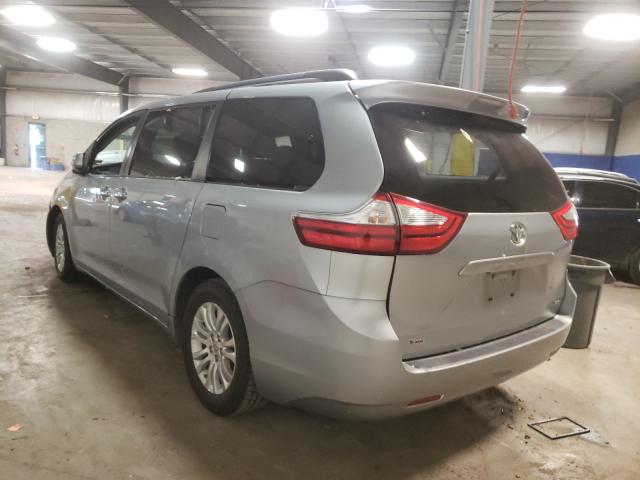 Photo 2 VIN: 5TDYK3DC7FS680990 - TOYOTA SIENNA XLE 