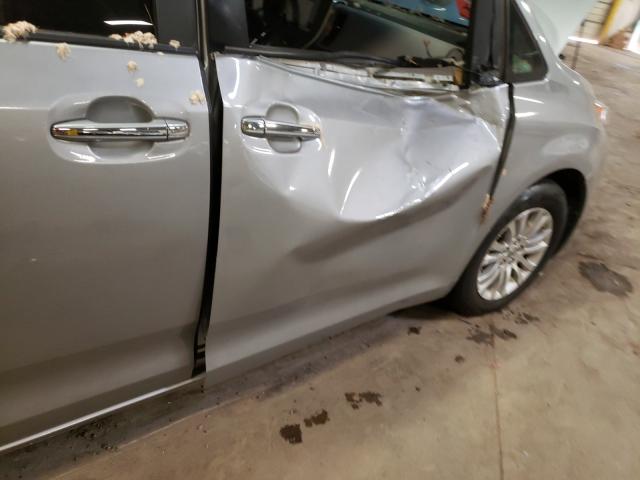 Photo 8 VIN: 5TDYK3DC7FS680990 - TOYOTA SIENNA XLE 