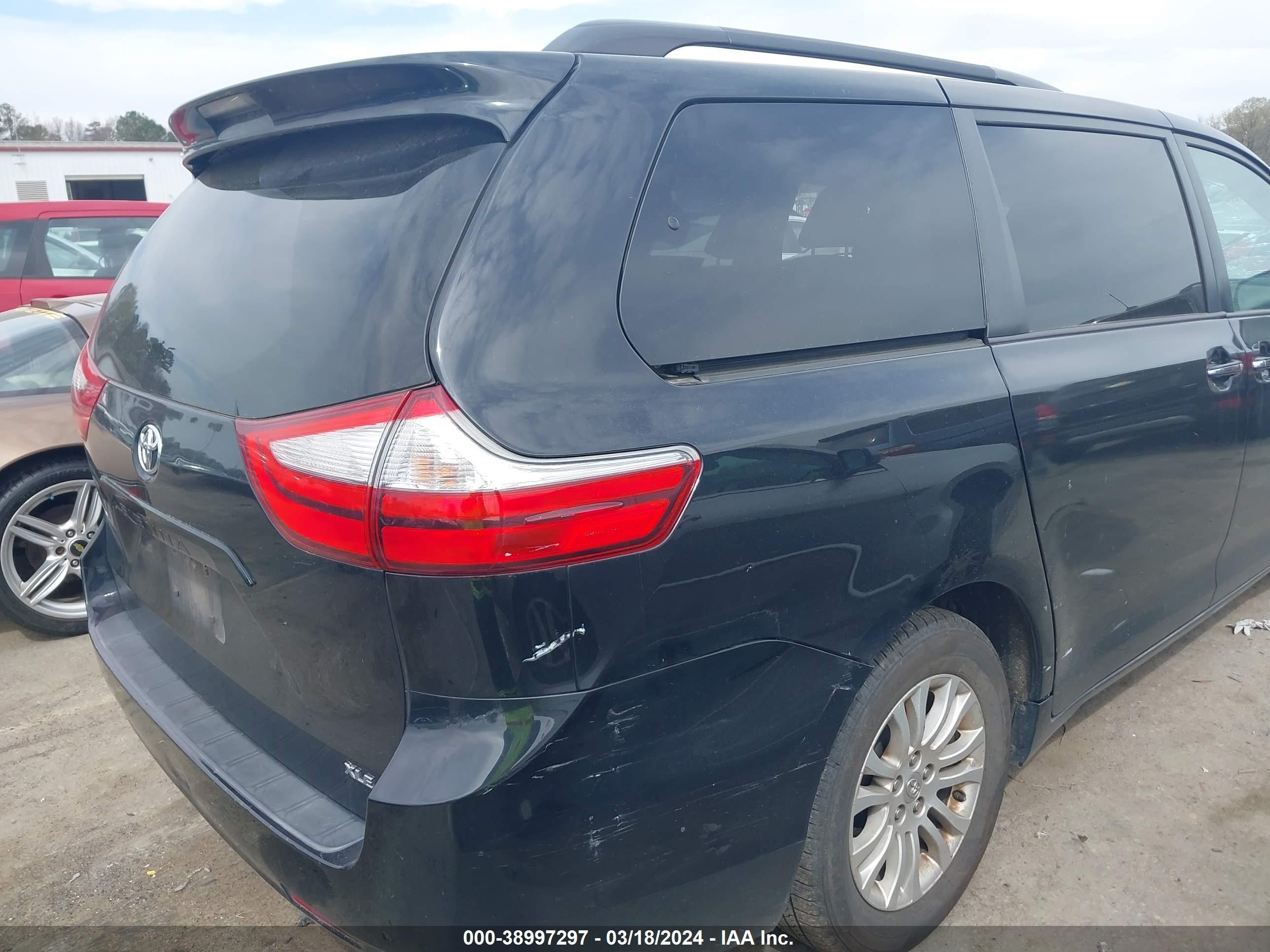 Photo 20 VIN: 5TDYK3DC7GS709194 - TOYOTA SIENNA 