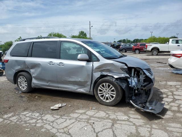 Photo 3 VIN: 5TDYK3DC7GS710717 - TOYOTA SIENNA XLE 