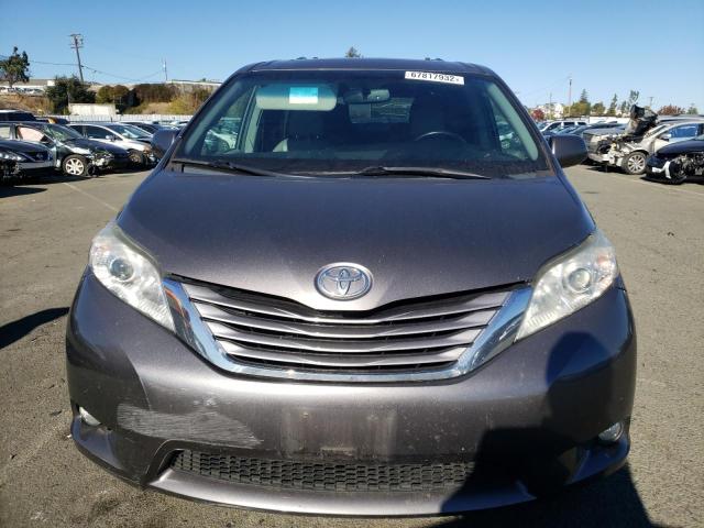 Photo 4 VIN: 5TDYK3DC7GS722544 - TOYOTA SIENNA XLE 