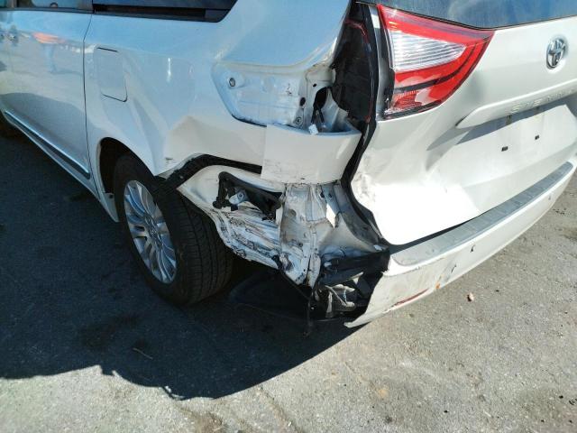 Photo 8 VIN: 5TDYK3DC7GS735424 - TOYOTA SIENNA XLE 