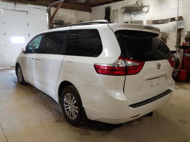 Photo 2 VIN: 5TDYK3DC7GS742664 - TOYOTA SIENNA XLE 