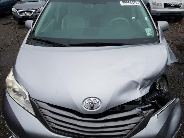 Photo 6 VIN: 5TDYK3DC8BS006082 - TOYOTA SIENNA XLE 