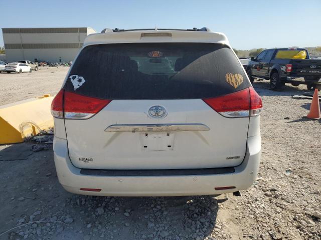 Photo 5 VIN: 5TDYK3DC8BS053144 - TOYOTA SIENNA XLE 