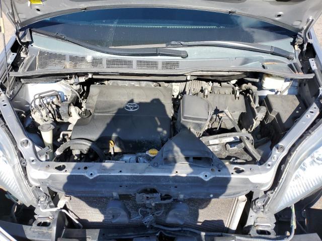 Photo 11 VIN: 5TDYK3DC8BS125864 - TOYOTA SIENNA XLE 