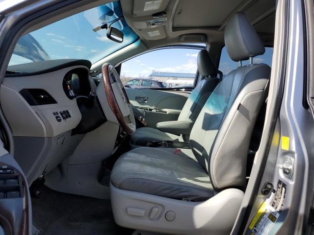 Photo 6 VIN: 5TDYK3DC8BS125864 - TOYOTA SIENNA XLE 