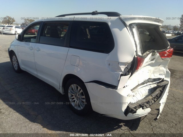 Photo 2 VIN: 5TDYK3DC8BS130546 - TOYOTA SIENNA 