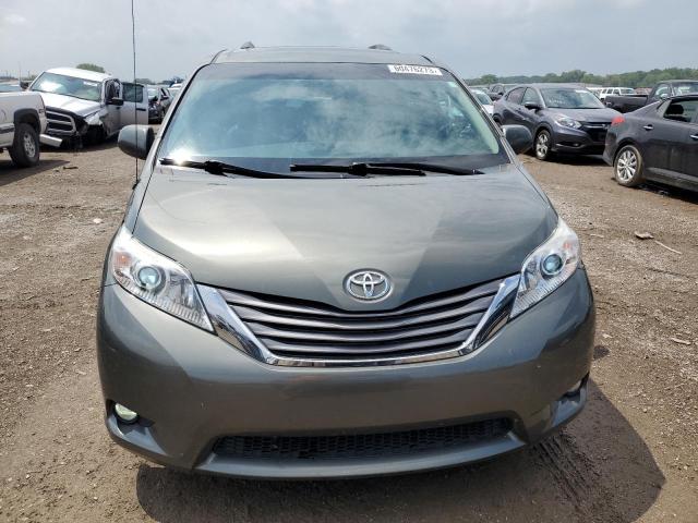 Photo 4 VIN: 5TDYK3DC8BS147752 - TOYOTA SIENNA XLE 