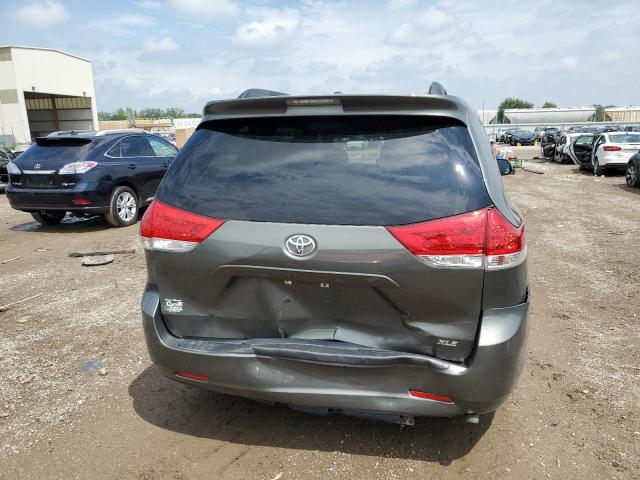 Photo 5 VIN: 5TDYK3DC8BS147752 - TOYOTA SIENNA XLE 