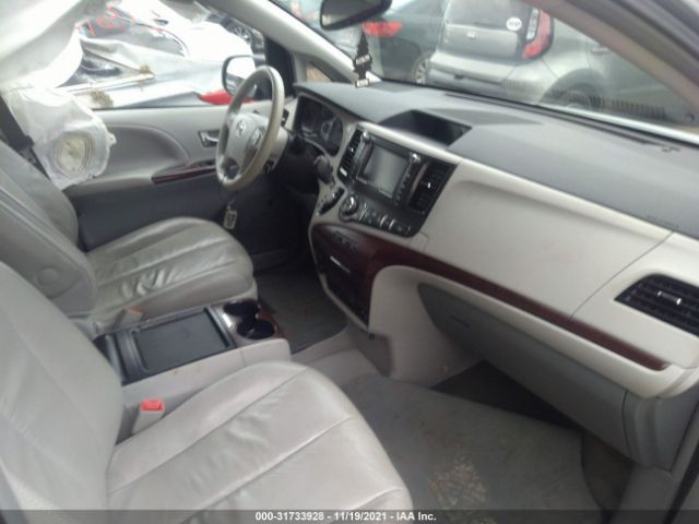 Photo 4 VIN: 5TDYK3DC8BS167984 - TOYOTA SIENNA 