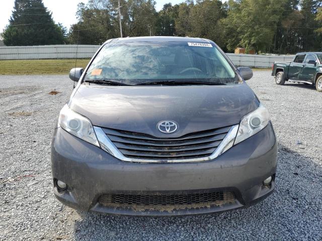 Photo 4 VIN: 5TDYK3DC8CS187816 - TOYOTA SIENNA XLE 