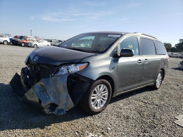 Photo 1 VIN: 5TDYK3DC8CS193681 - TOYOTA SIENNA XLE 