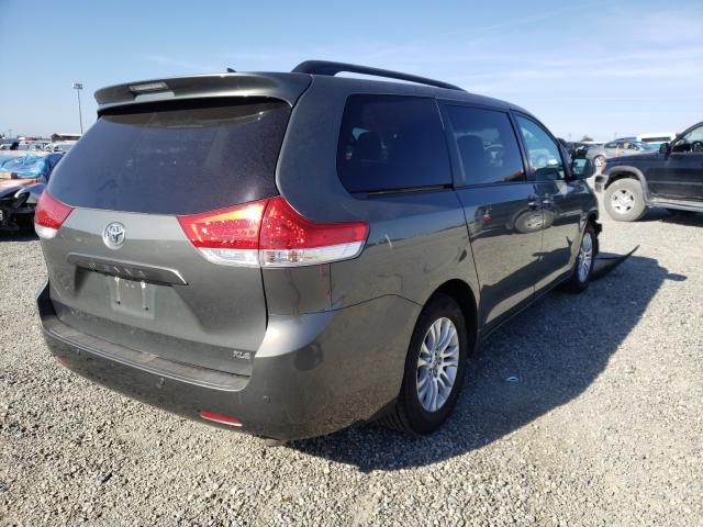 Photo 3 VIN: 5TDYK3DC8CS193681 - TOYOTA SIENNA XLE 