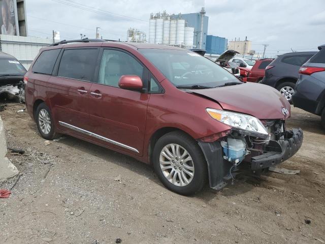 Photo 3 VIN: 5TDYK3DC8CS216358 - TOYOTA SIENNA XLE 