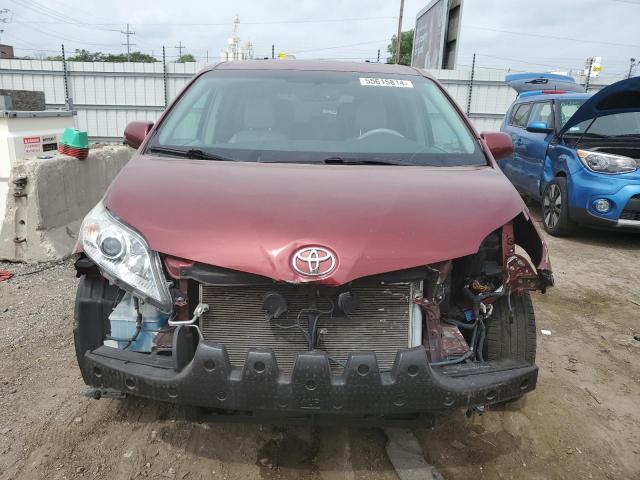 Photo 4 VIN: 5TDYK3DC8CS216358 - TOYOTA SIENNA XLE 