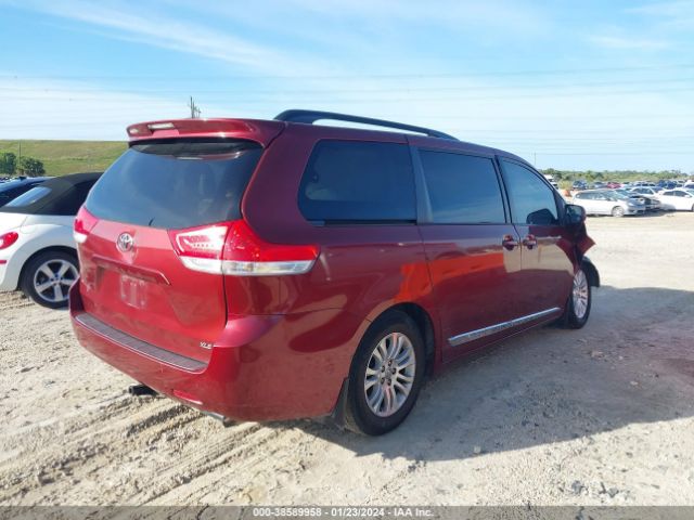 Photo 3 VIN: 5TDYK3DC8CS218899 - TOYOTA SIENNA 