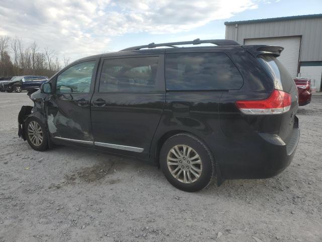 Photo 1 VIN: 5TDYK3DC8CS225481 - TOYOTA SIENNA XLE 