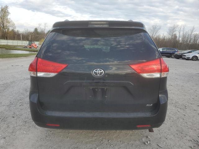 Photo 5 VIN: 5TDYK3DC8CS225481 - TOYOTA SIENNA XLE 