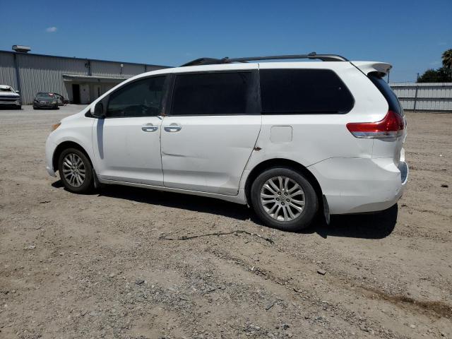 Photo 1 VIN: 5TDYK3DC8CS250655 - TOYOTA SIENNA XLE 