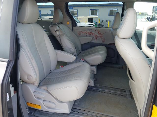 Photo 5 VIN: 5TDYK3DC8CS261252 - TOYOTA SIENNA XLE 