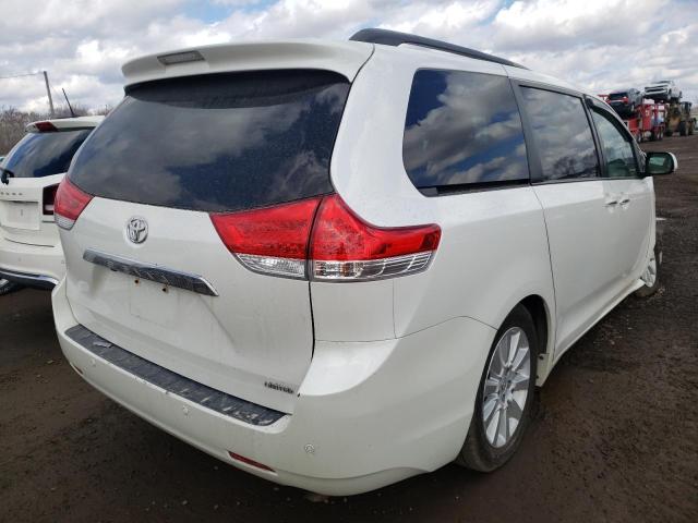 Photo 3 VIN: 5TDYK3DC8CS265737 - TOYOTA SIENNA XLE 