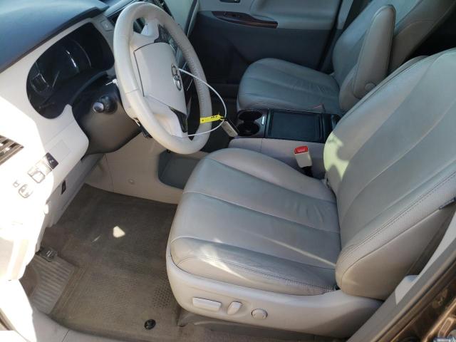 Photo 6 VIN: 5TDYK3DC8DS297542 - TOYOTA SIENNA XLE 