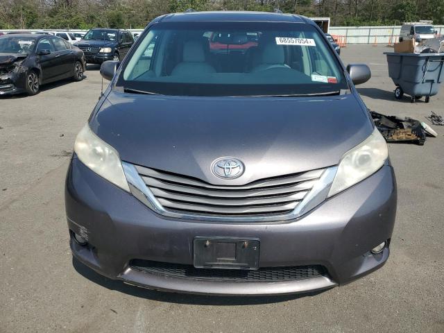 Photo 4 VIN: 5TDYK3DC8DS310242 - TOYOTA SIENNA XLE 