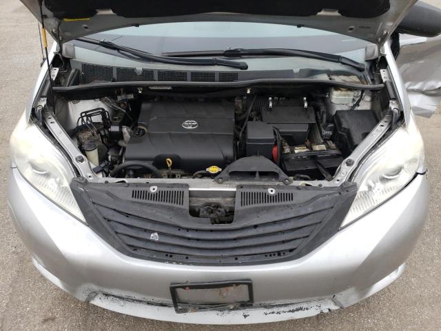 Photo 11 VIN: 5TDYK3DC8DS317756 - TOYOTA SIENNA XLE 