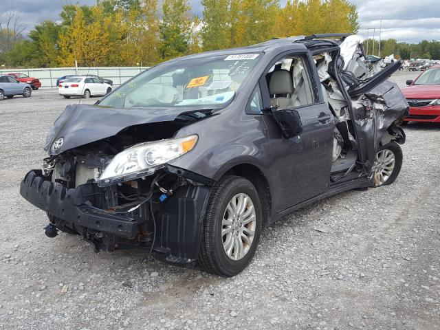 Photo 1 VIN: 5TDYK3DC8DS325016 - TOYOTA SIENNA XLE 