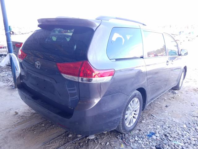 Photo 3 VIN: 5TDYK3DC8DS359487 - TOYOTA SIENNA XLE 