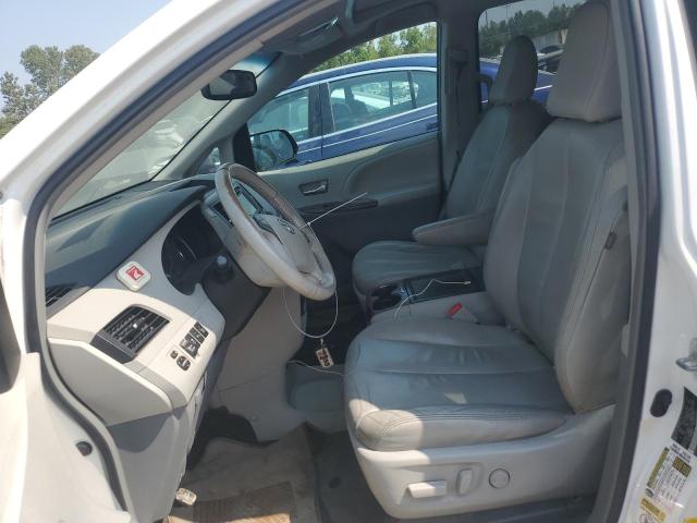 Photo 6 VIN: 5TDYK3DC8DS360719 - TOYOTA SIENNA XLE 