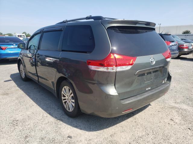 Photo 2 VIN: 5TDYK3DC8DS386852 - TOYOTA SIENNA XLE 