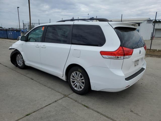 Photo 1 VIN: 5TDYK3DC8DS390044 - TOYOTA SIENNA XLE 