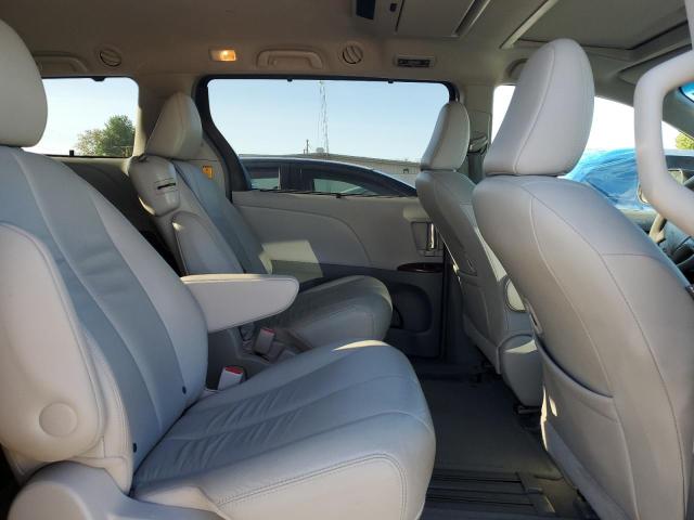 Photo 10 VIN: 5TDYK3DC8DS393090 - TOYOTA SIENNA XLE 