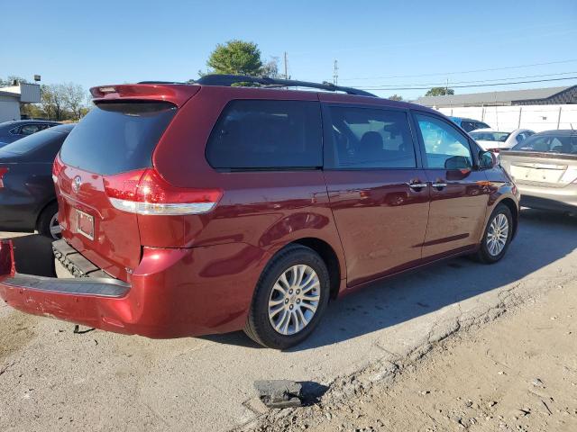 Photo 2 VIN: 5TDYK3DC8DS393090 - TOYOTA SIENNA XLE 