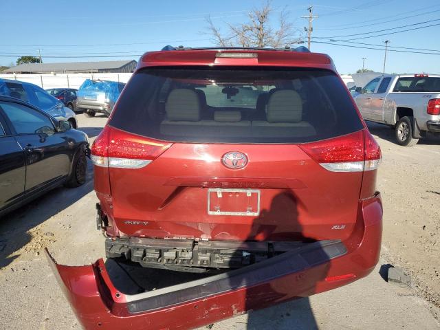 Photo 5 VIN: 5TDYK3DC8DS393090 - TOYOTA SIENNA XLE 