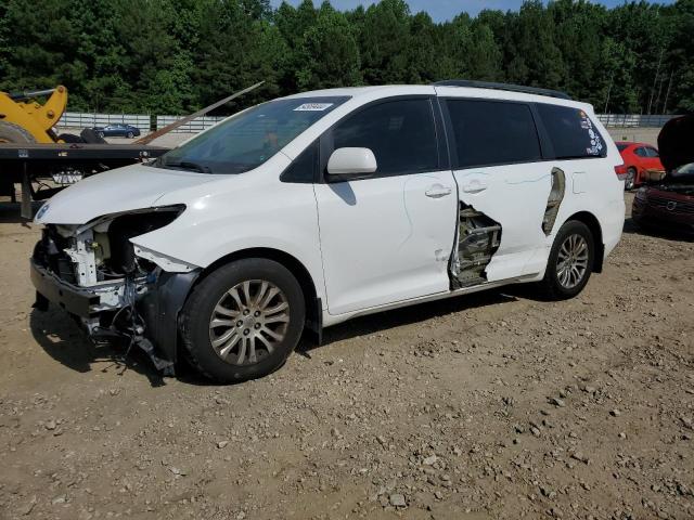 Photo 0 VIN: 5TDYK3DC8DS398340 - TOYOTA SIENNA XLE 