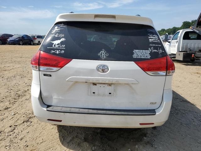 Photo 5 VIN: 5TDYK3DC8DS398340 - TOYOTA SIENNA XLE 