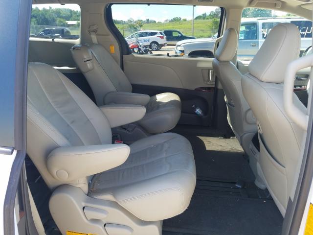 Photo 5 VIN: 5TDYK3DC8DS402418 - TOYOTA SIENNA XLE 