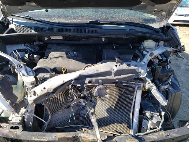 Photo 11 VIN: 5TDYK3DC8ES427322 - TOYOTA SIENNA XLE 