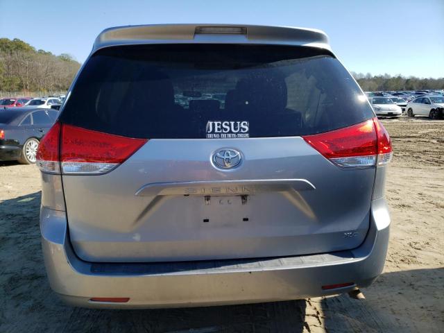 Photo 5 VIN: 5TDYK3DC8ES427322 - TOYOTA SIENNA XLE 